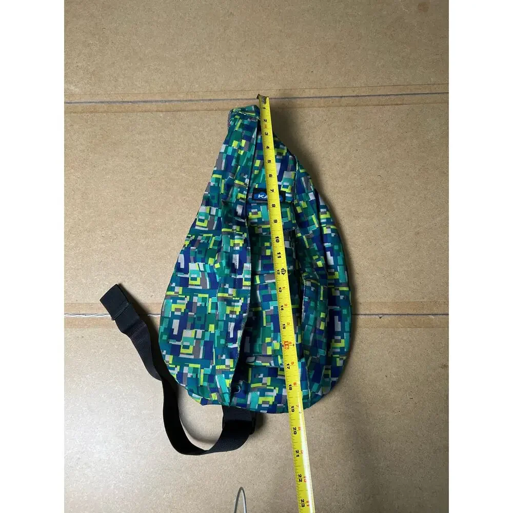 KAVU Rope Sling Bag Jungle Tropical Print Crossbody Backpack Green Travel Bag